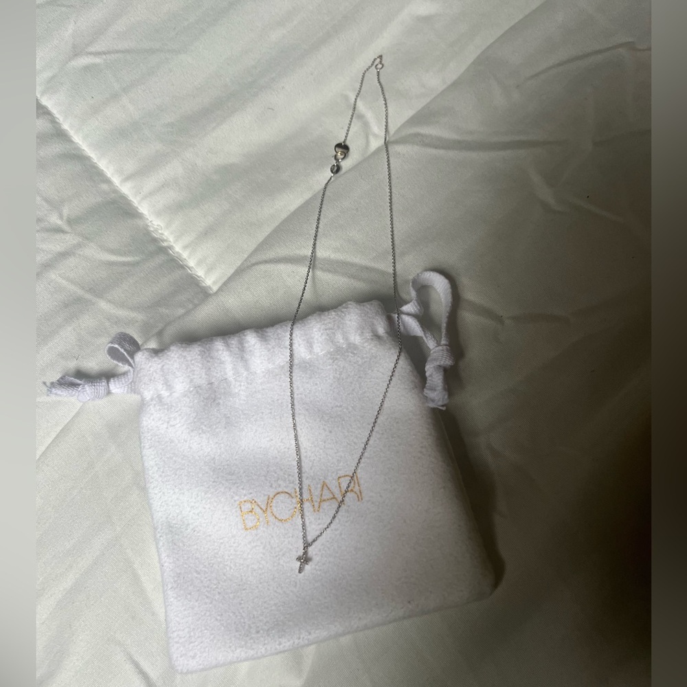 Elegant Silver Chain Necklace diamond pave and white gold